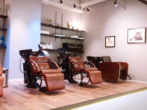 【薬院駅】休日数が選べるのであなたのライフスタイルに合わせた働き方が可能！アシスタントさんでも歩合があるため高収入を狙えます！アイラッシュ・アイブロウメニューも導入しているトータルビューティーサロン「ONE.STOP.LABO（ワンストップラボ）」からアシスタント（美容師）の求人★☆