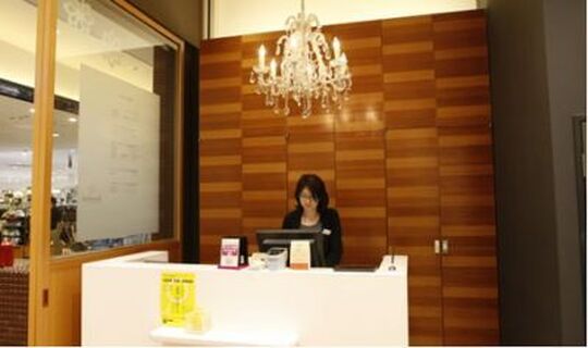 【鶴見緑地】≪保障給最大月36万円≫≪フリー46％／指名51％還元≫≪マンツーマン≫≪高品質の薬剤使用≫歩合制により高収入が可能です！「ReSET 鶴見緑地店（リセットツルミリョクチテン）」からスタイリスト（美容師）の求人☆★