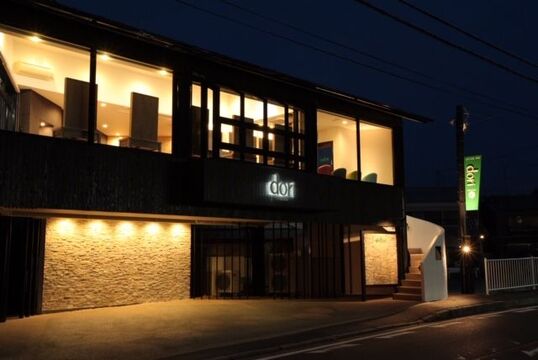 【石山】≪月に1度必ず3連休あり≫≪第3日曜休み≫≪社会保険完備≫≪入客チャンスあり能≫髪質改善や頭皮ケアが得意なサロン！育休、産休制度が整っているので長く美容師を続けられる環境！様々な分野を学ぶことができ成長していけるサロン「taba hair dori（タバヘアードリ）」からスタイリスト美容師）の求人☆★☆