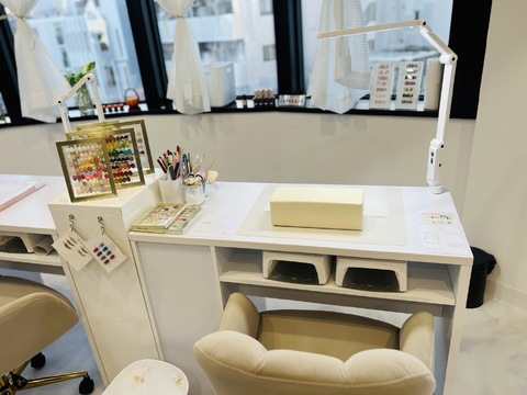 【谷町九丁目】≪社会保険完備≫≪実働8時間≫≪20時までに退勤可能≫≪希望休4日までOK≫ライフスタイルに合わせた働き方が選べる！アイラッシュとネイルのトータルビューティーサロン！「Lu Mirto（ルミルト）」からネイリスト（ネイル）の求人☆☆