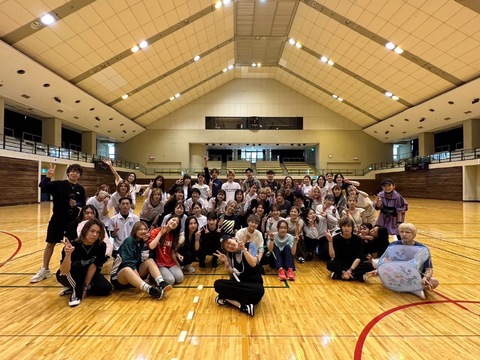 【香里園】≪デザインカラーがウリ≫≪入客初月から最低月50人入客＆高リピート率で入客チャンス多数≫≪いきなり入客が不安な中途の方には研修もあり安心！≫≪産休育休実績＆提携保育園あり≫SNSで人気のトレンドサロン「be’leef.ema 寝屋川店（ビリーフ.エマネヤガワテン）」からスタイリスト（美容師）の求人☆★☆