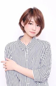 【京都河原町】◆正社員と業務委託の選択制◆週1日〜の勤務・土日のお休み・時短勤務など、どんな希望でもOK！もちろんフル出勤で報酬重視も大歓迎！男性がカッコよく働けるサロン「Chloe hair（クロエヘアー）か」らスタイリスト（美容師）の求人★★