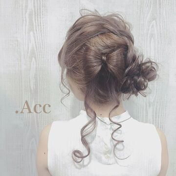 【和泉府中】≪社会保険完備≫≪完全週休2日制≫≪入客チャンス大!!≫頑張りは歩合でしっかり還元します◎半個室でゆったり過ごせるプライベートサロン!!「Hair Place .Acc（ヘアープレイスピリオドアック）」からスタイリスト（美容師）の求人★☆★