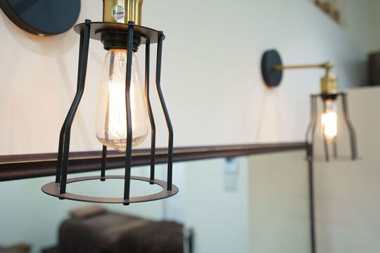 【海老名駅】◆業務委託or正社員◆トレンドを押さえたメニュー展開が人気！融通の利きやすいサロンなので、ママさんアイリストも多数活躍していますよ！技術指導も営業時間内にできるうのがうれしい「Sugar 海老名店（シュガーエビナテン）」からアイリスト（アイデザイナー・まつげエクステ）の求人☆☆