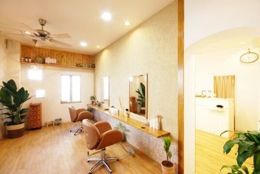 【野田】≪社会保険完備／完全週休2日制／年間休日110日≫お客様とじっくり向き合いたい方にオススメ！裏路地の可愛いプライベートサロン！ママさん美容師支援制度あり「RUTA（ルタ）」からスタイリスト（美容師）の求人★☆