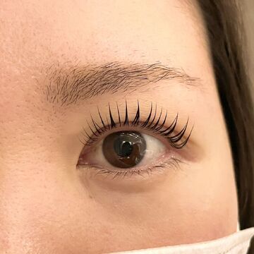 【大和西大寺】≪未経験OK≫≪月8日休み≫≪社会保険完備≫≪美容師と兼任OK≫パリジェンヌ&ハリウッドブロウリフトが大人気なアイラッシュサロン！「CARINA サンワシティ西大寺店（カリナサンワシティサイダイジテン）」からアイリスト（アイデザイナー・まつ毛エクステ）の求人☆☆