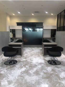 【耳成】≪有給休暇あり＆社会保険完備≫新規客は中途入社の方にも積極的に入っていただきます！丁寧なカウンセリングやヘッドスパが評判で、口コミや紹介だけでの新規のお客様も◎「MoDa（モダ）」からスタイリスト（美容師）の求人☆★☆