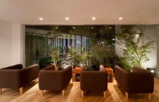 【手柄】≪社会保険あり≫個性を伸ばす！チームワークを大切にするのでスタッフ仲も抜群！ヘッドスパや着付けにも力を入れているので幅広く仕事に関われる！地域密着サロン「SAKURA Beauty rivage（サクラビューティーリバージュ）」からアシスタント（美容師）の求人☆★☆