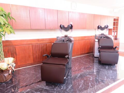 【春日】≪社会保険完備・駐車場完備≫幅広いお客様から人気のカラー専門店！リーズナブルな価格でオーガニックカラーを提供している「ヘアカラー専門店 タビアカラー（ヘアカラーセンモンテンタビアカラー）」からカラーリスト（美容師）の求人☆☆