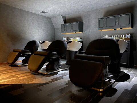 【鴫野】≪社会保険完備＆完全週休2日制≫≪平均客単価1万円以上の髪質改善特化サロン≫≪営業時間内レッスン可能≫≪最短1年半でのデビューが可能≫営業内レッスンも活用して、メリハリをつけて働くことが可能！本物志向のお客様から支持されている髪質改善サロン「Kiitos（キートス）」からアシスタント（美容師）の求人☆★☆