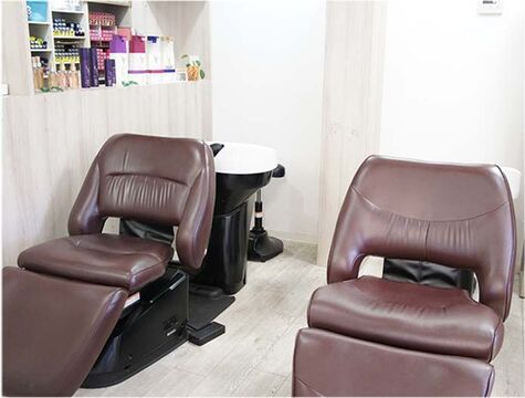 【瀬田】≪日曜定休あり≫≪社会保険完備≫≪平均退社時間18時≫≪整った福利厚生≫≪残業なし≫最短2年でデビュー可能！1人1人のお客様に落ち着いて接客できます！福利厚生がしっかり整っていて、働きやすい環境で仕事ができますよ◎KISHIGAMI（キシガミ）からアシスタント（美容師）の求人☆★☆