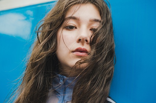 【くみの木】≪完全週休2日制≫≪有給休暇あり≫≪実働7,8時間／休憩1時間あり≫≪社会保険完備≫≪営業中レッスンOK≫好条件で働ける！こだわりのインテリアに囲まれた雰囲気抜群のデザインヘアサロン！「riff design labo（リフデザインラボ）」からアシスタント（美容師）の求人☆★☆