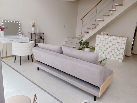 【神宮前】≪社会保険完備≫≪エステ機器無料使用OK≫≪早番遅番制の実働8時間≫≪土日休み取得可能≫≪有給、年末年始休暇あり≫≪福利厚生充実≫白を基調としたアットホームでおしゃれな、メゾネットタイプのお店！自分の美意識も高めながら働ける！「Luna grande.（ルナグランデ）」からエステティシャンの求人☆☆