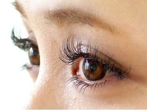 【深井】毎週日曜定休☆地域密着型のアットホームサロン♪週3日〜、1日5時間から勤務OK☆彡”Fleuge（フルージュ）”からアイリスト・アイデザイナー（アイラッシュ・まつ毛エクステ）の求人♪