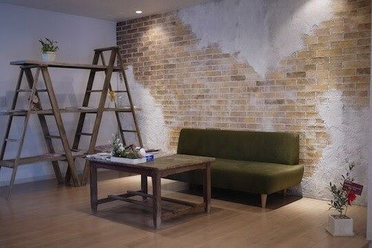 【南ケ丘五丁目】≪社会保険完備・完全週休二日制・平均退勤時間17〜18時≫仕事とプライベートを充実できますよ！ほぼ残業がないのでプライベートの時間も充実できます！時短勤務などの相談OK！！着付け・セットも学べるので美容師としてドンドン成長できるヘアサロン「P-brands hair Komorebi（ピーブランズヘアーコモレビ）」からスタイリスト（美容師）の求人☆☆