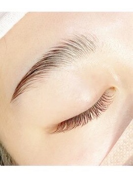 【上大岡】◆日曜定休・完全週休2日制・社会保険完備◆営業時間内での研修！休日数の多さが魅力！無駄な飲み会や慰安旅行などもなく、仕事とプライベートを分けて勤務できます！好待遇サロン「P&E まつげ専門 駅前店（ピーアンドイーマツゲセンモンエキマエテン）」からアイリスト（まつげエクステ・まつげパーマ・アイブロウ）の求人★☆★