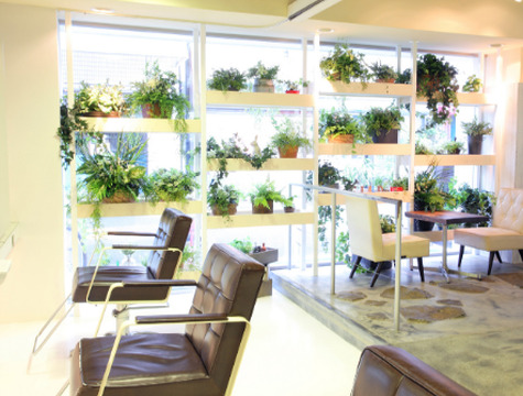 【朝潮橋】≪社会保険完備≫≪月8日休みあり≫安心の福利厚生が充実！マツエクや着付け、ヘアセット等を提供するトータルビューティサロン！ママさん美容師も大募集！「Hair FLAP bayarea （ヘアーフラップベイエリア）」からスタイリスト（美容師）の求人★☆