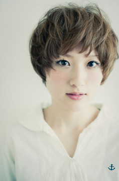 【下松】≪社会保険完備≫≪日祝定休≫≪産休,育休制度あり≫18時閉店でレッスン等もないので家庭と両立しながら活躍できる環境ですよ「annie（アニー）」からスタイリスト（美容師）の求人☆☆