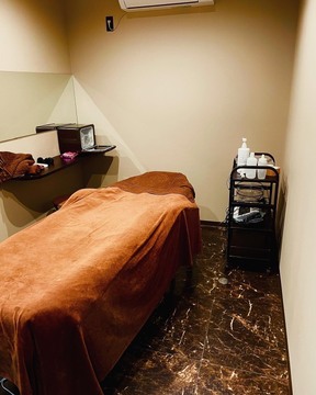 【千代川町】≪日曜日定休≫≪トータルビューティーサロン≫≪社会保険完備≫スタッフ仲抜群！慰安旅行もあります！「Li'z beauty salon（リズビューティーサロン）」からネイリスト（ネイル）の求人☆☆