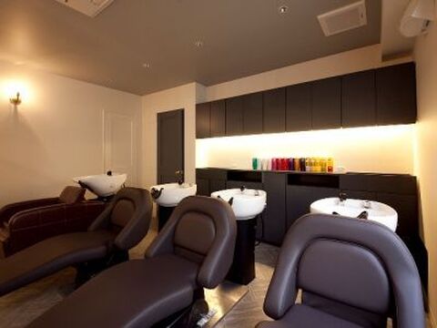 【西大寺】《社会保険完備＆最大月8日休みも可能》月2回の早上がりシステムも有り★奈良と大阪に店舗展開の注目サロンaile Organic Hair Salon　西大寺店　(エールオーガニックヘアサロン　サイダイジテン)からアシスタント(美容師)の求人☆★