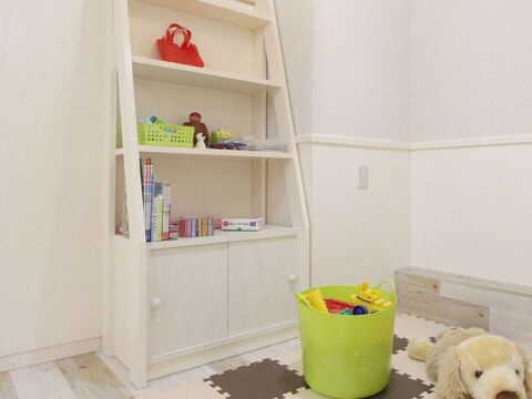 【伊丹駅】≪フリー 40％～47％・指名売上 50％～67％還元≫≪自由出勤制≫≪20 時退店≫≪完全マンツーマン施術≫抜群の集客力により新規のお客様も多数ご来店されています！働きやすい環境作りに力を入れています☆Baby Fairy 伊丹店（ベビーフェアリーイタミテン）からスタイリスト（美容師）の求人☆★☆