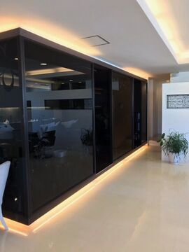 【外環沿い河内長野】≪実働8時間・20時迄に退勤≫≪社会保険完備≫≪パート・アルバイトも募集中≫地域密着の居心地の良いサロン！「he’ritage（エリタージュ）」からスタイリスト（美容師）の求人☆★