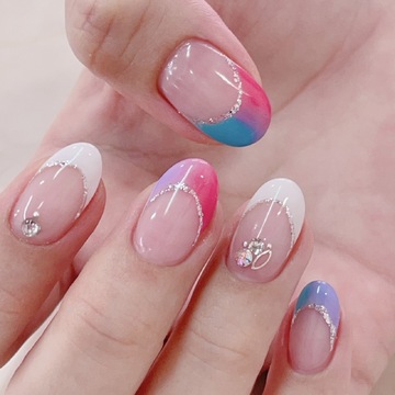 【伊祖】≪技術売上50％還元≫≪16時までに退勤OK≫≪ママさん歓迎≫ネイルとアイラッシュを併設するトータルビューティーサロン！お子さんのいるスタッフが多く、長く働ける環境を目指しています！「ROSE HOUSE 浦添店（ローズハウスウラソエテン）」からアイリスト（まつげエクステ、まつげパーマ）の求人☆☆