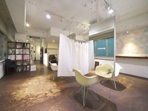 【福井駅前】≪インボイス制度サポートあり≫≪保障給制度あり≫≪完全マンツーマン≫≪自由出勤により土日休みや連休OK≫≪フリー40％／指名55％還元≫スタイリストだけの小規模ヘアサロン！1人のお客様にしっかり向き合える体制です！「unsung（アンサン）」からスタイリスト（美容師）の求人☆★