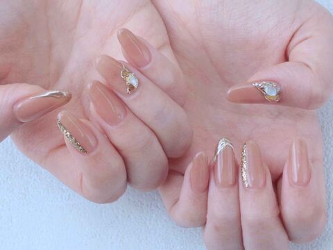 【甲子園】≪社会保険完備≫≪早番遅番も相談可能！≫≪土日休み応相談！≫「Thirty Three 甲子園店（サーティースリーコウシエンテン）」からネイリスト（ネイル）の求人☆☆