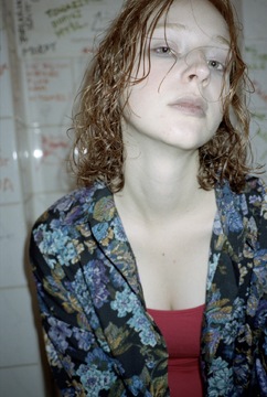 【小倉】≪社会保険完備・選べる働き方・土日の希望休OK・駐車場完備・デザインカラーが人気≫薬剤にもこだわり一人ひとりに寄り添った施術ができます！男女問わずお洒落な世代から大人気の高単価サロン「MAAAAAC（マーシー）」からスタイリスト（美容師）の求人☆★