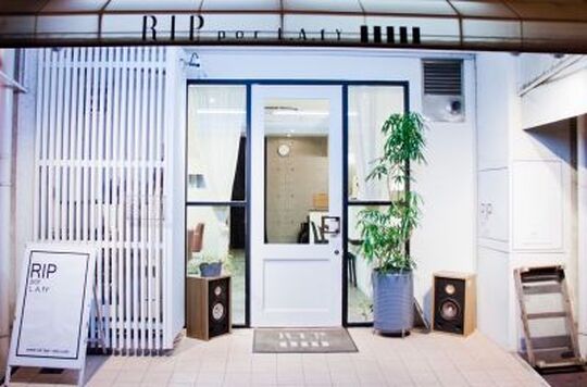 【長居】努力次第で2年以内でのデビューも可能！撮影にも積極的に取り組んでいくので、興味のある方にオススメ！！RIP por L.A.f.Y（リップポルラフィー）からアシスタント（美容師）の求人☆★