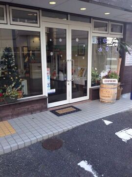 【星ヶ丘】≪最短1年半でデビュー可能≫≪社会保険完備≫≪平均退社時19時半≫≪アシスタント業務のみのママさん美容師も歓迎≫営業時間内のレッスンも出来るサロン！お客様と密に関わり、深いお付き合いをしていきます！個人個人の意見や個性を尊重するスタイルなので、自分だけのウリを作っていけますよ！「Emotion（エモーション）」からアシスタント（美容師）の求人☆★☆