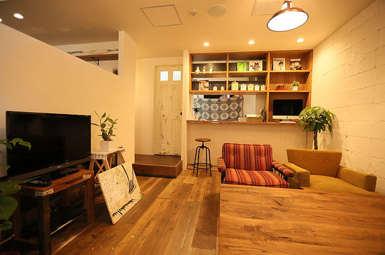 【鶴橋】オーナーさんからのマンツーマンレッスンでしっかり技術が学べます☆メリハリつけてプライベートも充実！リビングのように落ち着けるあたたかいヘアサロン☆「SUNNY（サニー）」からアシスタント（美容師）の求人★☆