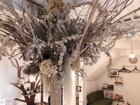 【中崎町】≪月15日～相談OK≫≪女性スタッフonly≫≪高単価サロン≫オシャレなカフェなどが並ぶ中崎町にあるプライベート面貸しサロン「mosmo（モスモ）」からスタイリスト（美容師）の求人☆☆