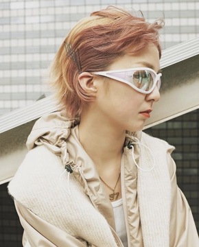 【新長田】≪完全週休2日制or完全週休3日制≫≪社会保険完備≫≪有給消化率90％以上≫某有名雑誌へ掲載実績あり！勤務年数に応じて有給休暇付与！一人一人のお客様にしっかり関わっていける環境です！地域密着のアットホームサロン「CLUTCH（クラッチ）」からスタイリスト（美容師）の求人☆★☆