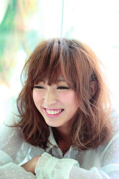 【垂水】2名限定月給22万円スタート！≪月8,9日休み≫≪社会保険完備≫≪有給で土日休みもOK≫毎日終電まで残ることも無くプライベートも充実OK！スタイリストデビューまでしっかりサポートしてくれる地域密着型サロン!!「archive（アーカイブ）」からアシスタント（美容師）の求人☆★