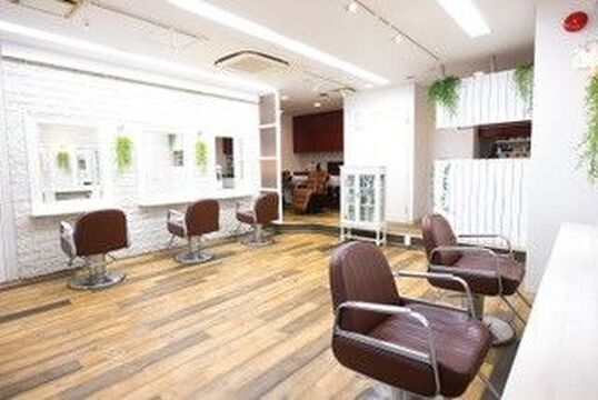 【関内】◆月8日休み・完全歩合制あり・長期休暇あり◆スタッフさん一人ひとりにヒアリングを行っており、希望の働き方を相談可能。丁寧な技術指導も行い、しっかりスキルアップを図れますAFAN Riche（アファンリッシュ）からネイリスト（ネイル）の求人☆☆