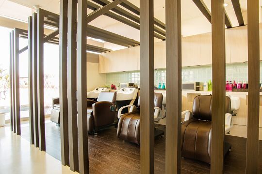 【栗橋】■平均退社19時台・月9日休み選択可能・産休育休制度あり・引っ越し支援制度あり・営業時間内レッスンOK・最短1年半でスタイリストデビュー可能・社会保険完備■抜群の待遇と長所を伸ばせる環境があります！「hairshop N&A ベイシア栗橋店（ヘアーショップエヌアンドエー ベイシアクリハシテン）」からアシスタント（美容師）の求人☆★