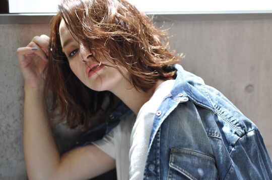 【南草津】≪業務委託でも交通費支給あり≫≪マンツーマンでの入客≫≪カットカラー2時間枠≫≪デザインカラー比率が高い≫≪客単価8000～10000円≫指名50〜60％還元／新規フリー40％還元の歩合制！トレンドを押さえた、幅広い薬剤のラインナップで単価UPもしやすい環境です！お客様のなりたいを叶えられる「MILK（ミルク）」からスタイリスト（美容師）の求人☆★