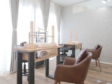 【武庫之荘】≪年間休日120日≫≪土日休みOK≫≪実働8時間≫≪社会保険完備≫アイラッシュとネイルを扱うトータルビューティーサロン！融通が利きやすいので、あなたに合った働き方をご相談ください！「Foo flow（フーフロー）」からネイリスト（ネイル）の求人☆☆