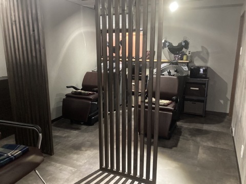 【今福鶴見】≪月給24万円≫≪19時30分までに退勤可能≫≪社会保険完備≫週2日～の勤務でOK！自分のペースで働けるアットホームサロンで働いてみませんか？「C.two（シートゥー）」からアシスタント（美容師）の求人☆★