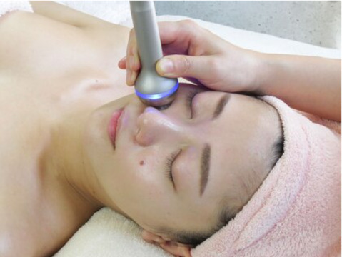 【恵比寿】≪ノルマなし！・客層20代メイン・営業時間内研修≫完全個室で施術できる！日本でも珍しい最新マシンの取り扱いで大人気！「salon vary 広尾（サロンヴェアリーヒロオ）」からエステティシャンの求人☆☆