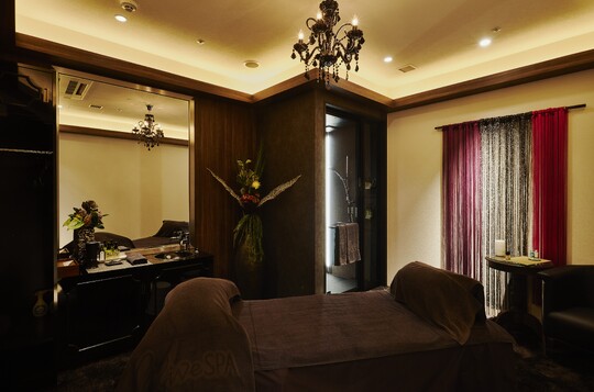 【銀座】≪社会保険完備・産休育休実績多数・充実の福利厚生≫未経験者大歓迎！未経験からプロのセラピストを目指せます。高単価でひとり一人のお客様を大切に働いてもらえます！「OLIVE SPA  銀座並木通り店（オリーブスパギンザナミキドオリテン）」からセラピストの求人☆☆