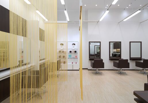 【流山おおたかの森】＜完全週休2日制＞＜社会保険完備＞大手ならではの抜群の待遇があり働きやすさ◎しっかりとした研修体制があるので安心してスタイリストを目指してもらえます♪長く働いていける会社です！TAYA 流山おおたかの森S・C店（タヤ ナガレヤマオオタカノモリエスシーテン）からアシスタント（美容師）の求人☆★