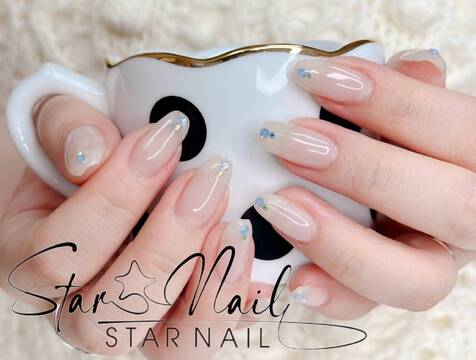 【海老名駅】≪未経験歓迎・社会保険完備・髪色、ネイル自由≫週2日から勤務OK！働くママさん＆Wワーク希望の方必見です！自分にあった働き方ができるサロン「Star☆Nail（スターネイル）」からネイリスト（ネイル）の求人☆☆