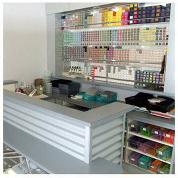 【苅田駅】≪月に2回日曜日のお休み・社会保険完備・19時迄に退勤可能・有給休暇あり≫着付けやヘアセットも学べる！！幅広い世代のお客様から大人気のヘアサロン「Monkeypod（モンキーポッド）」からアシスタント（美容師）の求人☆★☆