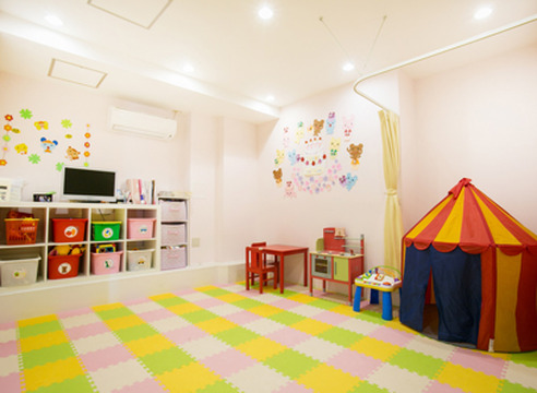 【我孫子駅】◆完全週休2日制・有給休暇あり・社会保険完備◆入客チャンスが多いので、今までの経験をしっかり生かせます！長く働ける安心の福利厚生面も魅力のサロンです！「CUORE 我孫子店（クオーレアビコテン）」からスタイリスト（美容師）の求人★☆