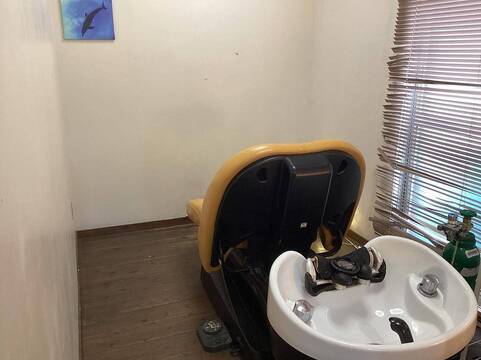 【大塚町】≪高時給・16時迄の勤務OK・勤務日数やお休みの相談OK・育休産休実績あり・着付けメニューあり≫子育て中のママさんも大歓迎！大人女性中心に愛されるアットホームなヘアサロン「Hair make affetto （ヘアーメイクアフェット）」からスタイリスト（美容師）の求人☆★☆