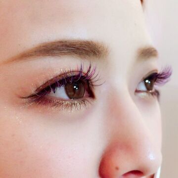 【天神】≪未経験OK・まつげパーマメニューあり・社会保険完備・研修中もお給与あり≫アットホームな雰囲気でスタッフさんも仲良し！福利厚生も整っており安心してお仕事できます！「Eyelash amour（アイラッシュアムール）」からアイリスト（まつげエクステ・まつげパーマ）の求人☆☆