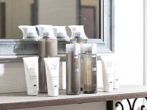 【調布駅】◆休日数選択制・営業中レッスン可能・2年以内にデビュー◆安心して働けるサポートが充実しています。広々とした店内でゆったりした空間が魅力的です。hair make Purena (ヘアメイクプレナ)からアシスタント（美容師）の求人★☆